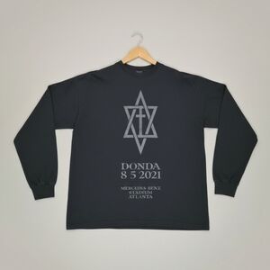 Black Graphic Sweatshirt